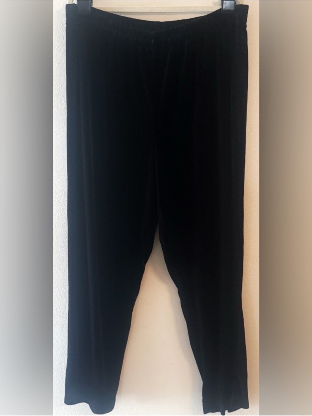Dress Barn Women's Black Velvet Pull-On Trouser Pants Plus Size 20W - Picture 2 of 7